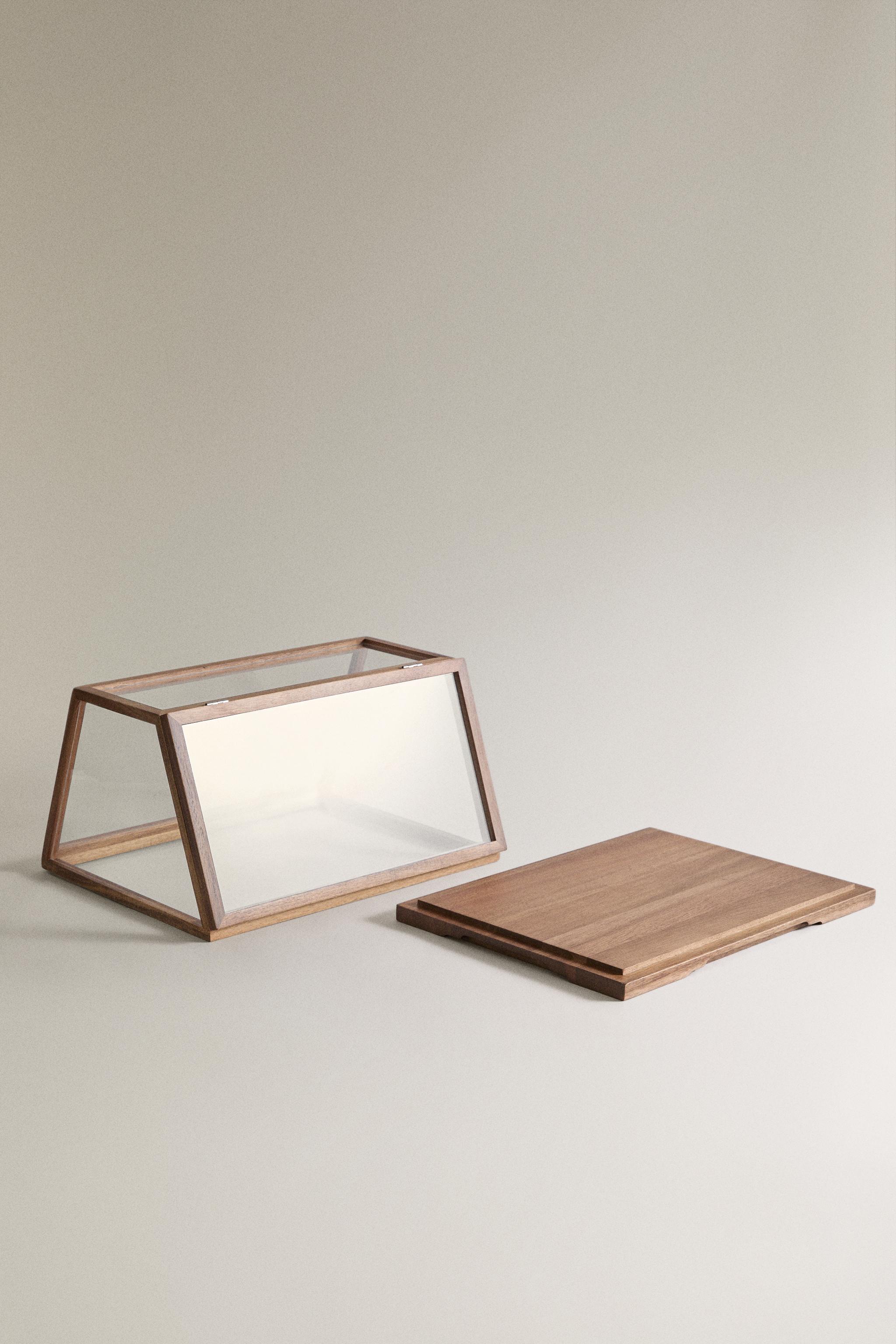 WOOD DISPLAY STAND